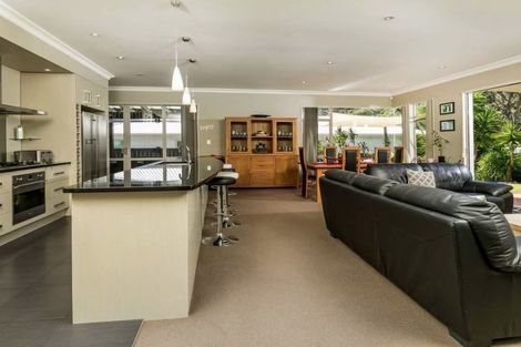 Photo of property in 7 Miromiro Street, Greenhithe, Auckland, 0632