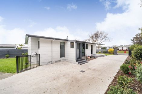 Photo of property in 66 Kaimanawa Street, Kelvin Grove, Palmerston North, 4414