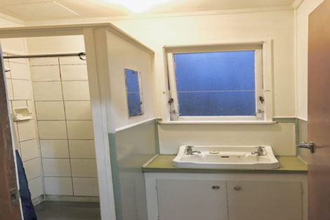 Photo of property in 3/9 Oxford Road, Manurewa, Auckland, 2102