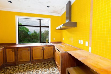 Photo of property in 18 Monowai Road, Johnsonville, Wellington, 6037