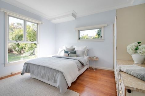 Photo of property in 28 Tom Parker Avenue, Marewa, Napier, 4110