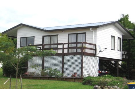 Photo of property in 11 Lesa Annis Place, Henderson, Auckland, 0612