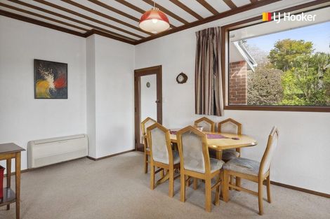 Photo of property in 9 Featherston Street, Macandrew Bay, Dunedin, 9014