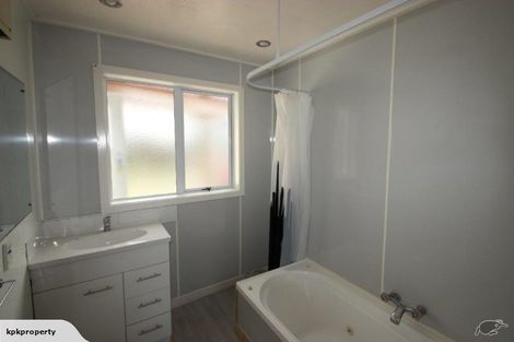 Photo of property in 82 Frank Street, Gore, 9710