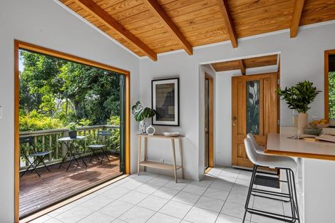 Photo of property in 1/234 Beach Road, Campbells Bay, Auckland, 0630