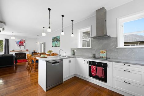 Photo of property in 4 Valley Terrace, Hamilton Central, Hamilton, 3204