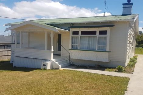 Photo of property in 52 Evans Road, Glen Eden, Auckland, 0602