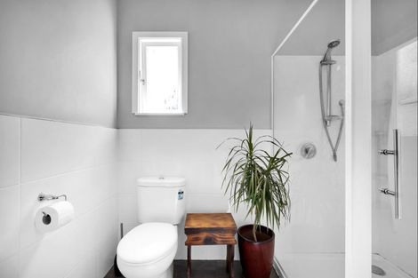 Photo of property in 183 Tasman Street, Opunake, 4616