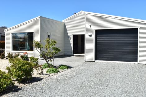 Photo of property in 77 Irishman Drive, Twizel, 7901