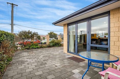 Photo of property in 12a Grassmere Street, Papanui, Christchurch, 8052