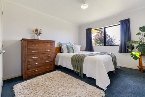 Photo of property in 19 Castleton Way, Flagstaff, Hamilton, 3210