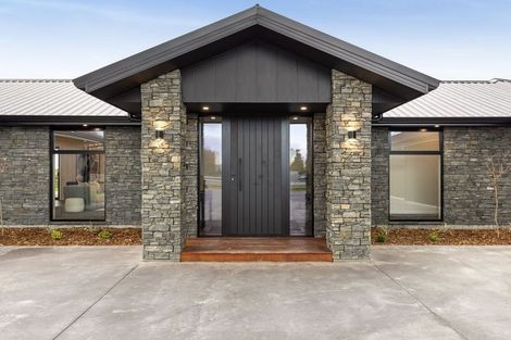 Photo of property in 32a Aranui Road, Kairanga, 4475