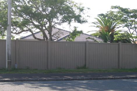 Photo of property in 27 Bonnie Brae Road, Meadowbank, Auckland, 1072