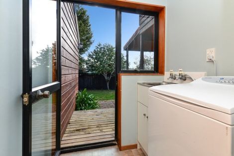 Photo of property in 352a Cobham Drive, Hillcrest, Hamilton, 3216