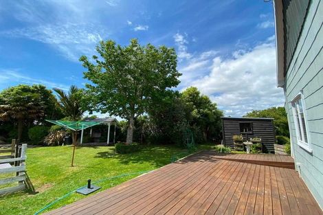 Photo of property in 22 Takiroa Street, Urenui, 4375