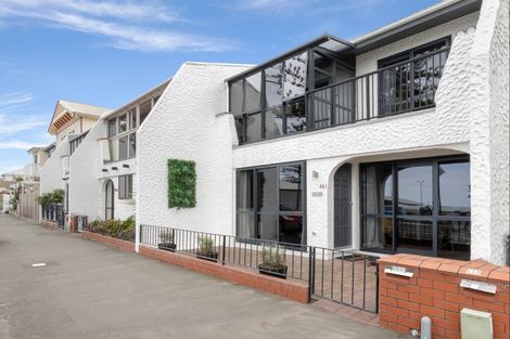 Photo of property in 461 Marine Parade, Napier South, Napier, 4110