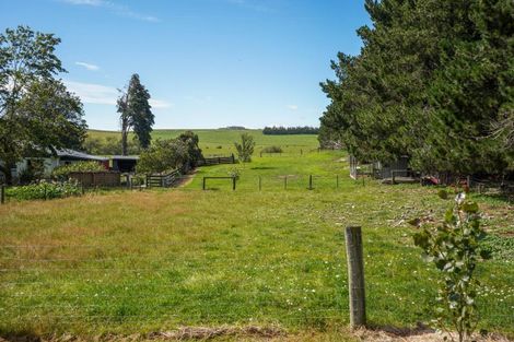 Photo of property in 379 Pyramid Valley Road, Pyramid Valley, Waikari, 7491