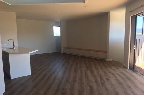 Photo of property in 86 Jacks Point Rise, Jacks Point, Queenstown, 9371