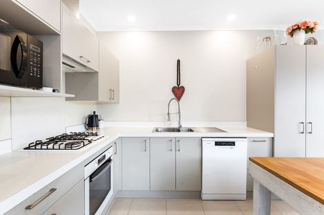 Photo of property in 30 Station Street, Hobsonville, Auckland, 0618