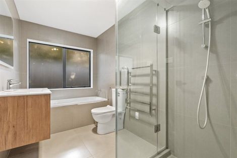 Photo of property in 13 Hard Beech Street, Takanini, 2110