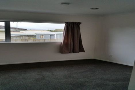 Photo of property in 75a Tabitha Crescent, Henderson, Auckland, 0612