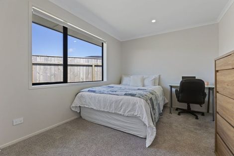 Photo of property in 10 Kararaina Close, Whalers Gate, New Plymouth, 4310