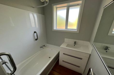 Photo of property in 4 Saffron Street, Bryndwr, Christchurch, 8053