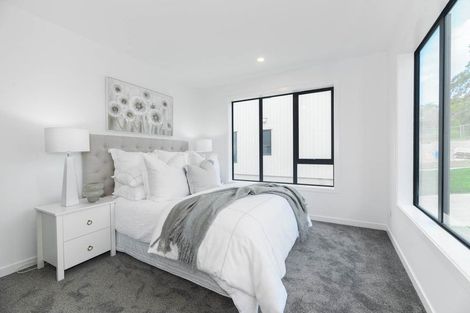 Photo of property in 18b Arataki Views Way, Glen Eden, Auckland, 0602