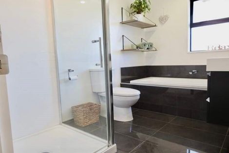 Photo of property in 55 Sequoia Way, Rangiora, 7400