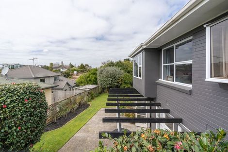 Photo of property in 61 Saint Andrews Terrace, St Andrews, Hamilton, 3200