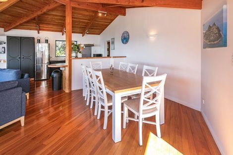 Photo of property in 251 Paku Drive, Tairua, 3508
