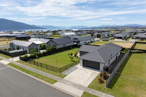 Photo of property in 10 Rodeo Drive, Te Anau, 9600