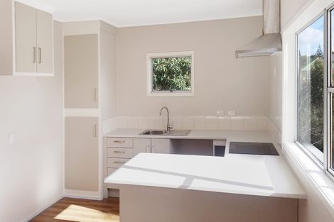 Photo of property in 8/16 Rutland Road, Stanley Point, Auckland, 0624
