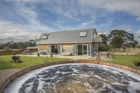 Photo of property in 61 Queen Street, Riverhead, 0820