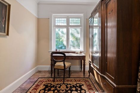 Photo of property in 2 Mersey Street, Island Bay, Wellington, 6023