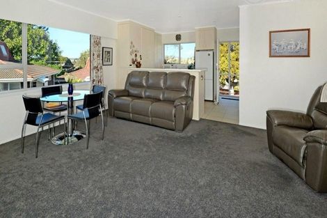 Photo of property in 1/14 Pamela Place, New Lynn, Auckland, 0600