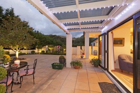 Photo of property in 16 Ventnor Drive, Paraparaumu, 5032