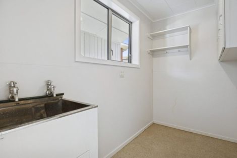 Photo of property in 22 Kinmont Crescent, Kinmont Park, Mosgiel, 9024