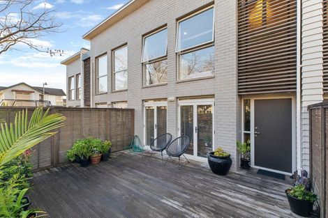 Photo of property in 42 Zabeel Crescent, Takanini, 2112