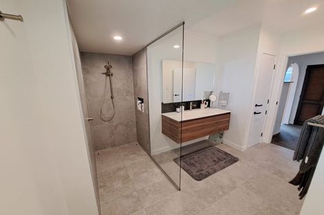 Photo of property in 97 Broadway, Waitara, 4320