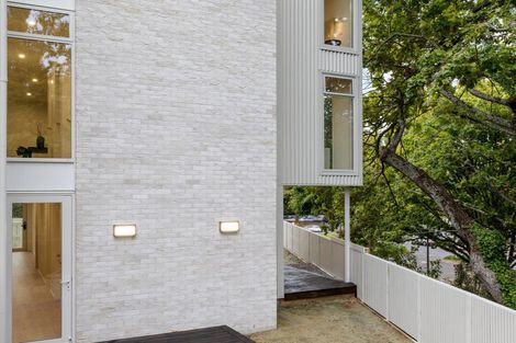 Photo of property in 1/2 Woodstock Road, Fairfield, Hamilton, 3214