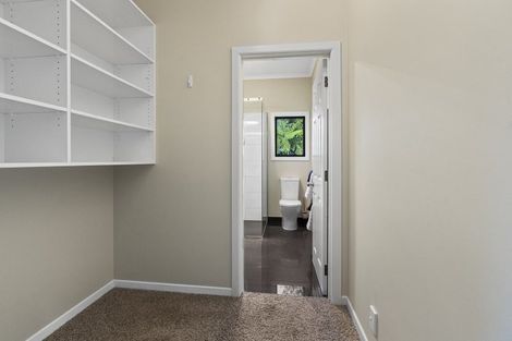 Photo of property in 92 Govett Avenue, Frankleigh Park, New Plymouth, 4310