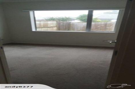 Photo of property in 21b Stamford Crescent, Flat Bush, Auckland, 2019