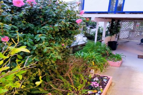 Photo of property in 29 Kingston Heights Road, Kingston, Wellington, 6021