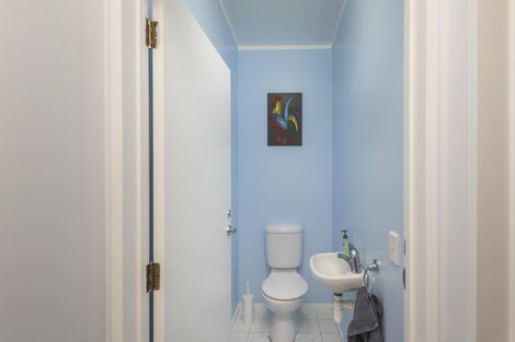 Photo of property in Maddison Apartments, 3/6a Queen Street, Palmerston North, 4410