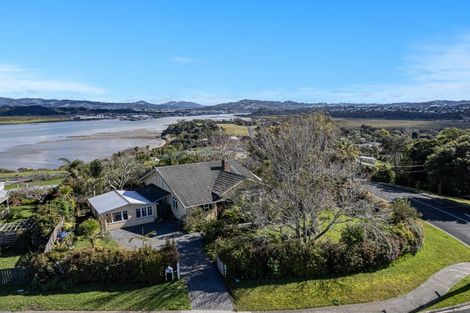 Photo of property in 82 Handforth Street, Onerahi, Whangarei, 0110