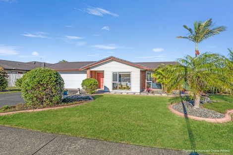 Photo of property in 21 Saltwood Street, Red Beach, 0932