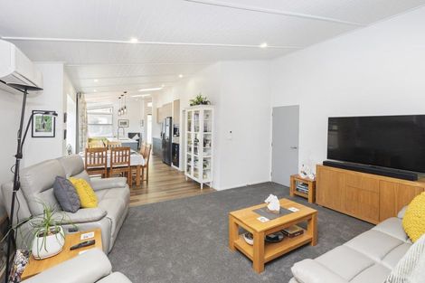 Photo of property in 5 Dray Place, Halswell, Christchurch, 8025