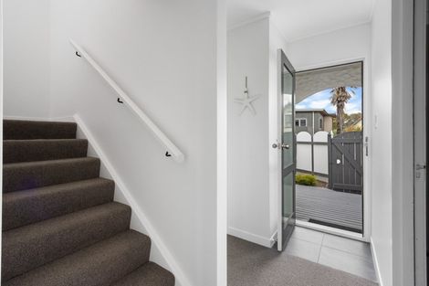 Photo of property in 461 Marine Parade, Napier South, Napier, 4110