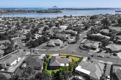 Photo of property in 26 Lysaght Place, Welcome Bay, Tauranga, 3112